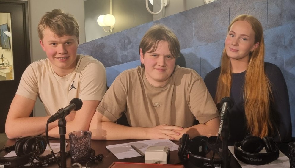 Steinar, Sigvaldi Snær og Embla Fönn, lið ME í Gettu betur 2025