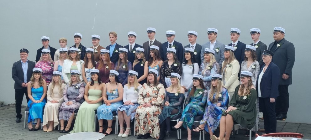 51 nýstúdent útskrifaður frá ME