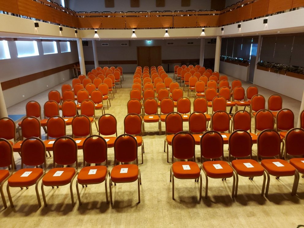 Salurinn tilbúinn fyrir vorútskrift