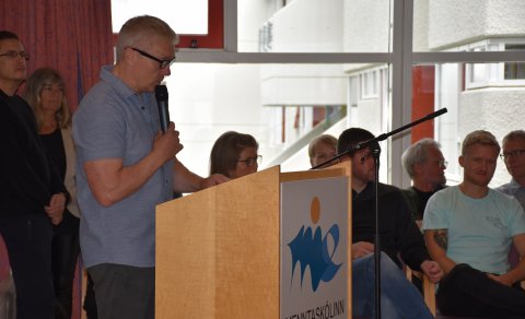 Skólasetning - streymi