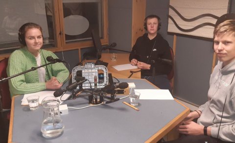 Lið ME í Gettu Betur 2021. Ásdís, Gunnar og Almar.
Mynd; Heiður Ósk Helgadóttir